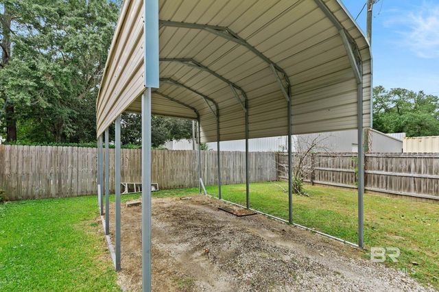 21955 2nd Street, Silverhill, AL 36576