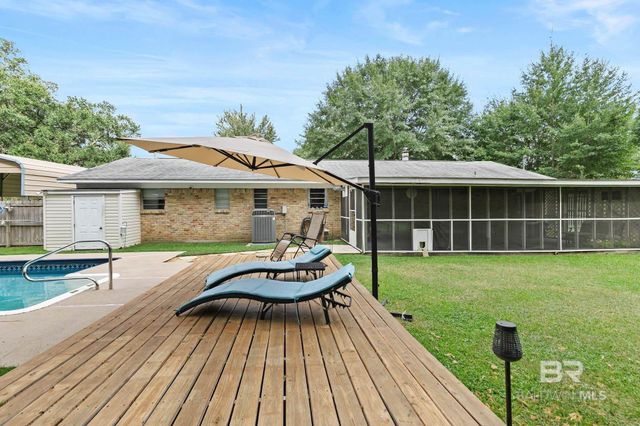 21955 2nd Street, Silverhill, AL 36576