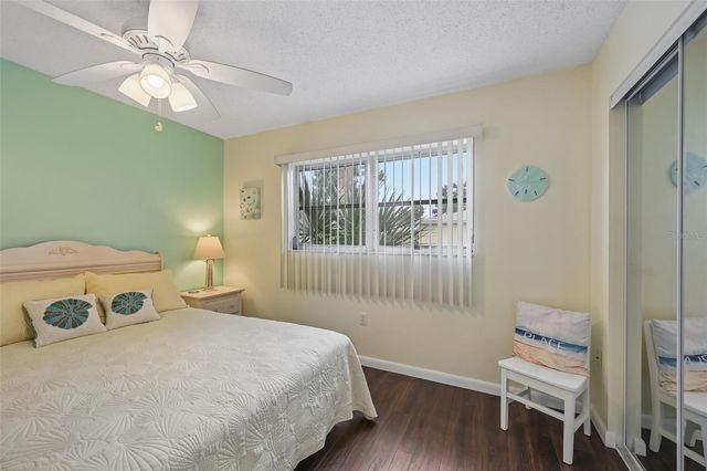 390 301 BOULEVARD W 4D, Bradenton, FL 34205