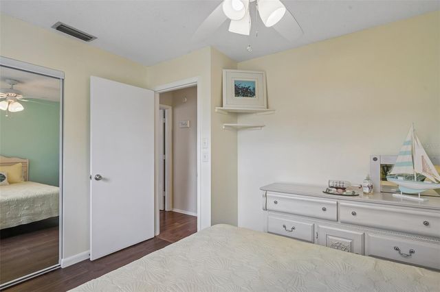 390 301 BOULEVARD W 4D, Bradenton, FL 34205