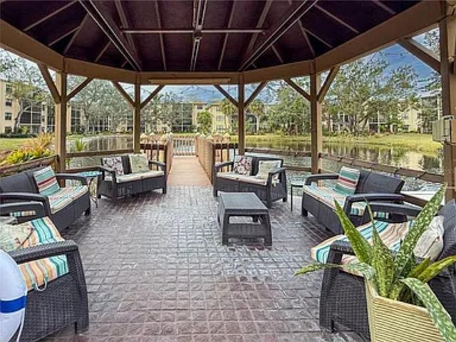 390 301 BOULEVARD W 4D, Bradenton, FL 34205