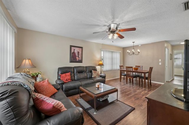 390 301 BOULEVARD W 4D, Bradenton, FL 34205