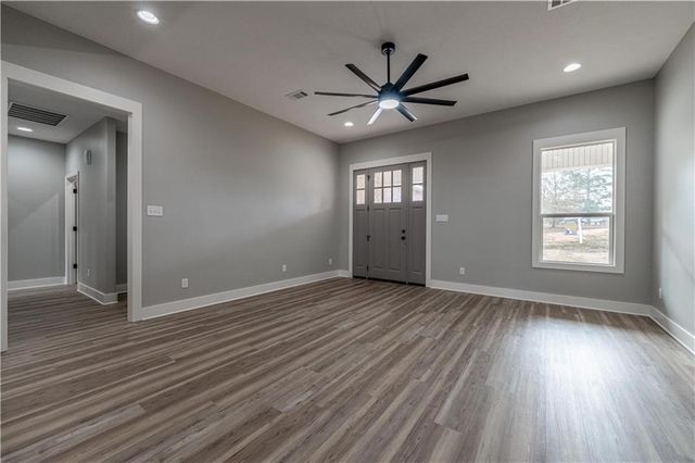 6013 LINDA Lane, Pineville, LA 71360