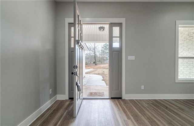 6013 LINDA Lane, Pineville, LA 71360