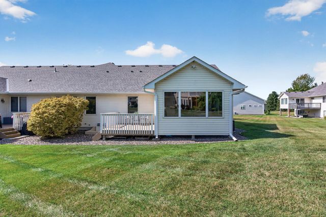 14943 Hillside Circle NW, Prior Lake, MN 55372
