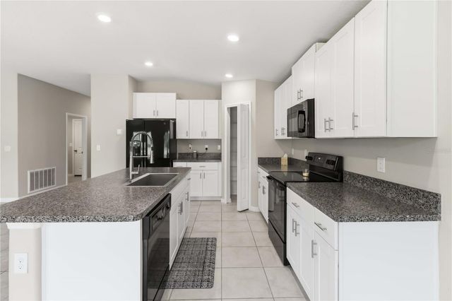 7152 SAMUEL IVY DRIVE, Tampa, FL 33619