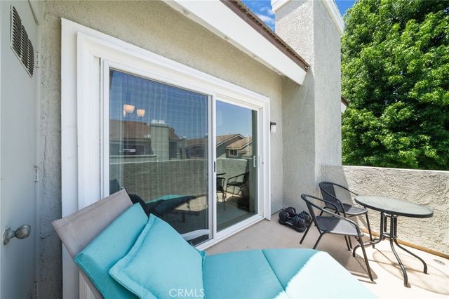 24 Greenmoor 12, Irvine, CA 92614