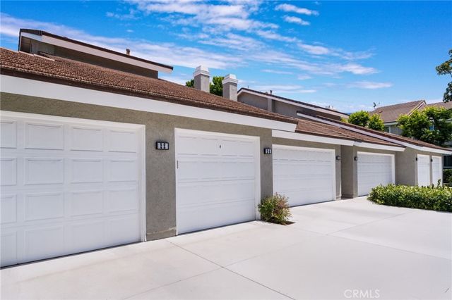 24 Greenmoor 12, Irvine, CA 92614