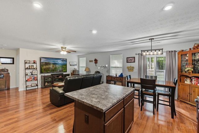 117 Wooded Ridge Drive, Batavia Twp, OH 45102