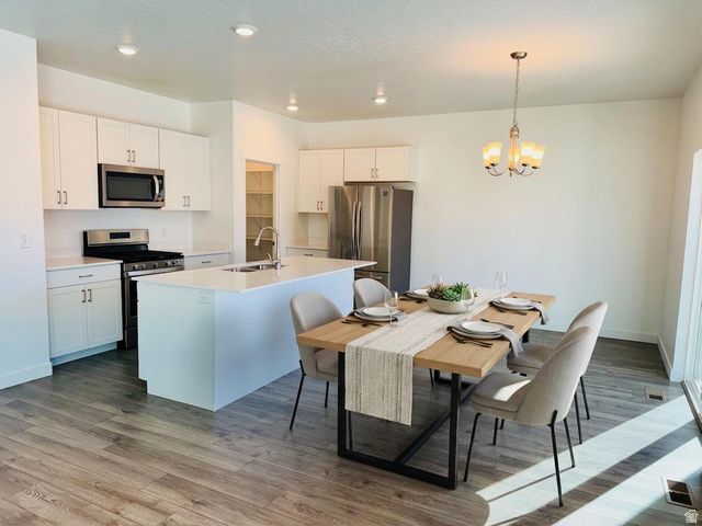 3875 W COLD POND AVE, Lehi, UT 84043