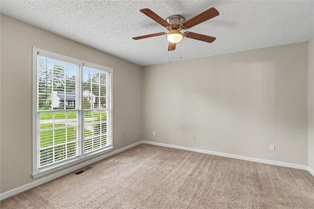 72 Amber Way, Dallas, GA 30157