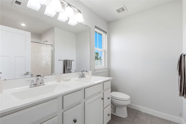 1095 Baywood Drive, Fairborn, OH 45324