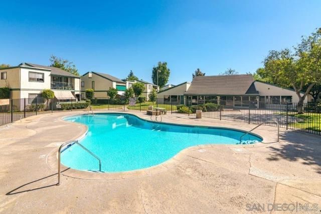 1817 E Grand Avenue 77, Escondido, CA 92027