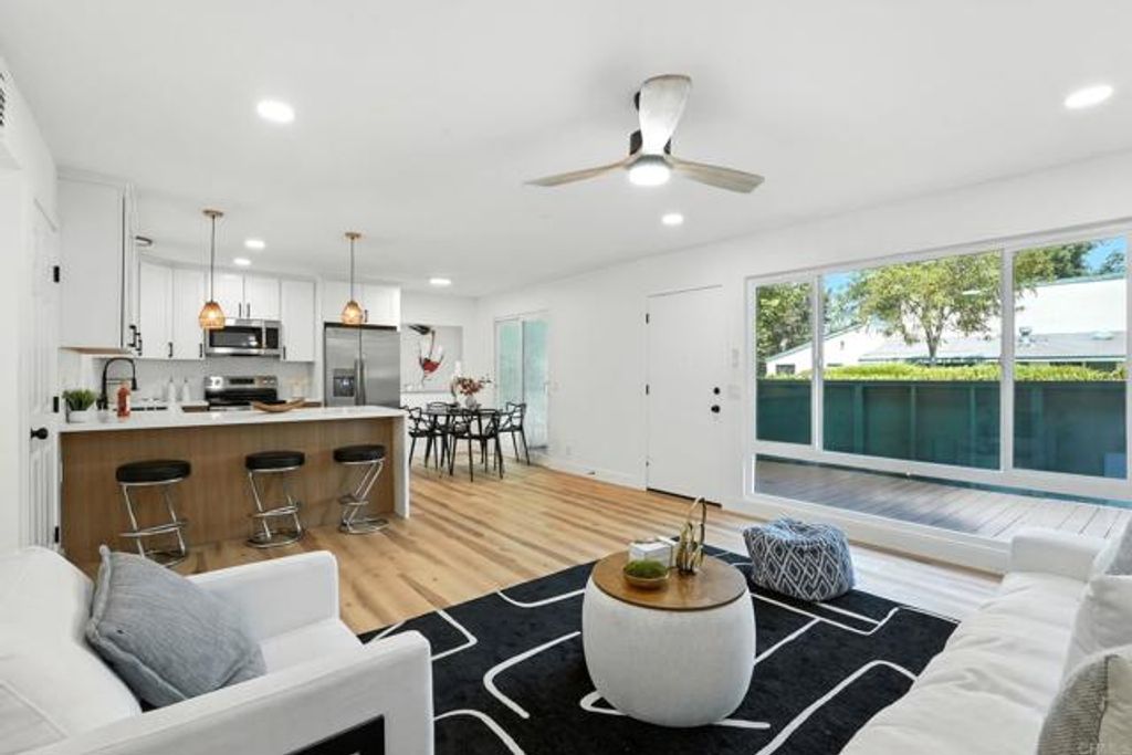 1817 E Grand Avenue 77, Escondido, CA 92027