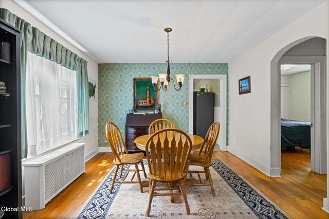 222 Edward Street, Schenectady, NY 12304