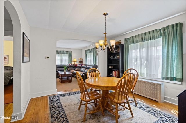 222 Edward Street, Schenectady, NY 12304