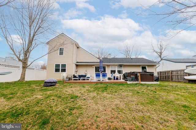 630 BEAUMONT RD, Fairless Hills, PA 19030