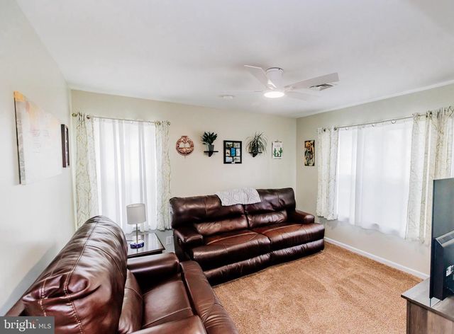 630 BEAUMONT RD, Fairless Hills, PA 19030