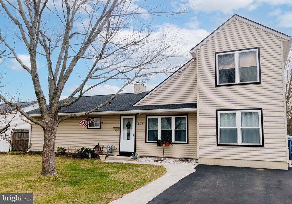 630 BEAUMONT RD, Fairless Hills, PA 19030