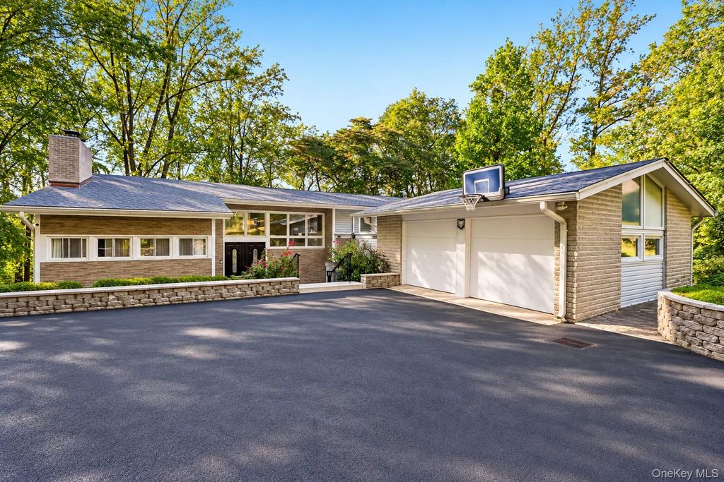 498 Winding Road N, Ardsley, NY 10502 — exterior