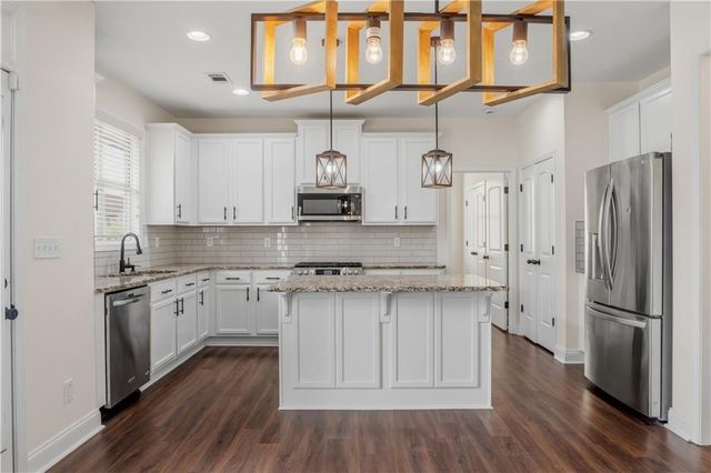 2238 Well Springs Drive, Buford, GA 30519
