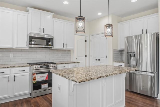 2238 Well Springs Drive, Buford, GA 30519