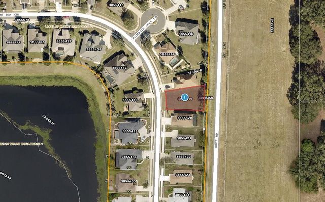 8062 BRIDGEPORT BAY CIRCLE, Mount Dora, FL 32757