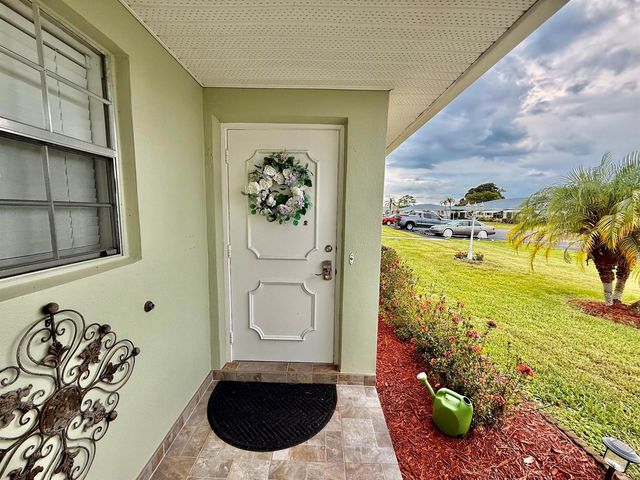 916 Savannas Point Drive B, Fort Pierce, FL 34982