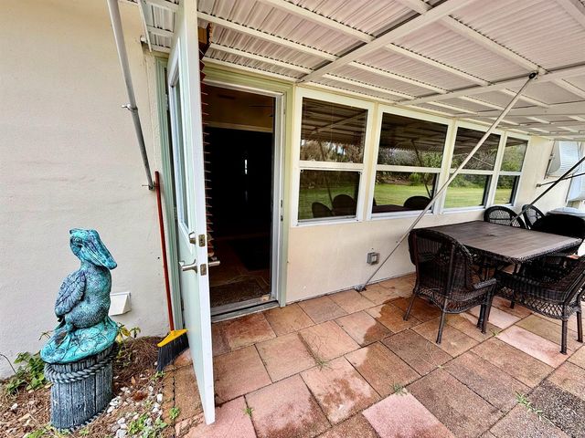 916 Savannas Point Drive B, Fort Pierce, FL 34982