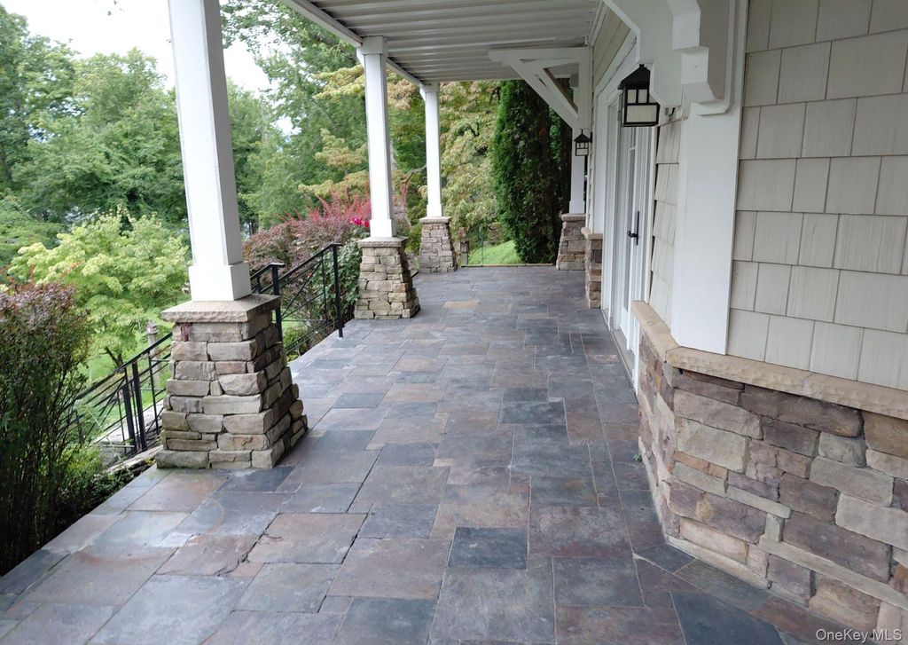 33 Truesdale Lake Drive, South Salem, NY 10590 — photo 3