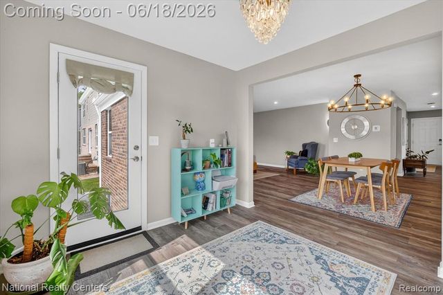 33137 Fuhrmann Drive, Sterling Heights, MI 48310