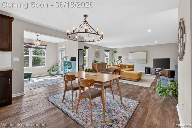 33137 Fuhrmann Drive, Sterling Heights, MI 48310