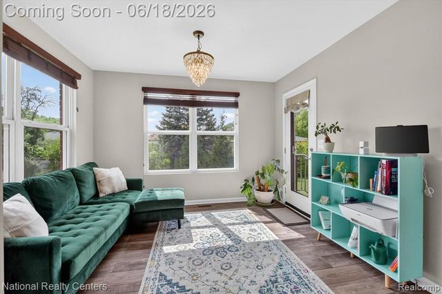 33137 Fuhrmann Drive, Sterling Heights, MI 48310