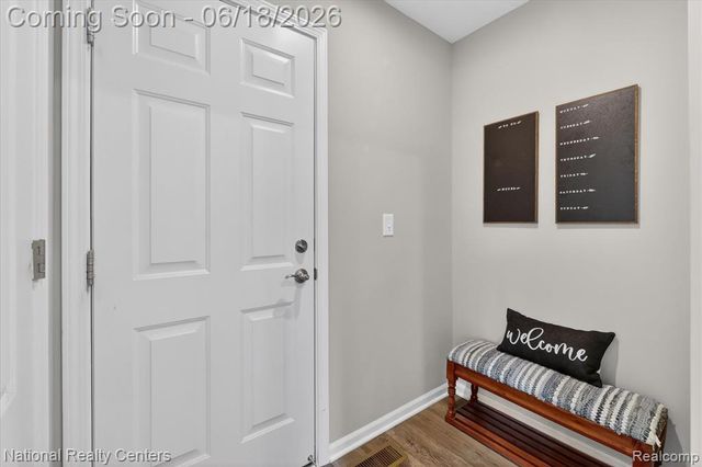 33137 Fuhrmann Drive, Sterling Heights, MI 48310