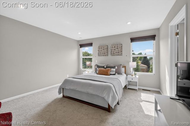 33137 Fuhrmann Drive, Sterling Heights, MI 48310
