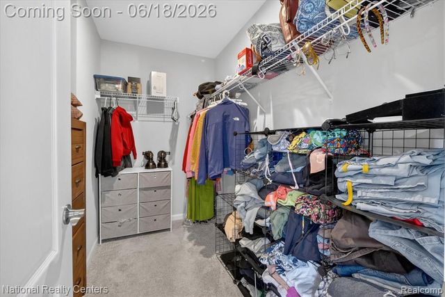33137 Fuhrmann Drive, Sterling Heights, MI 48310
