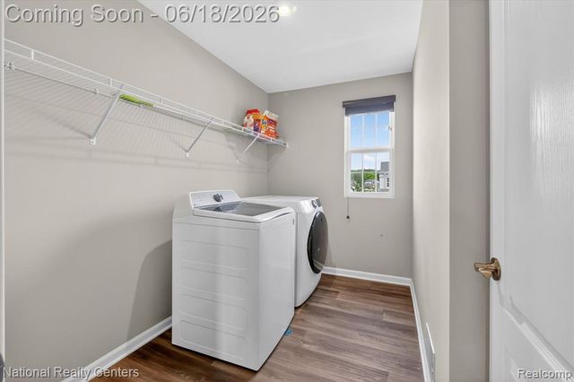 33137 Fuhrmann Drive, Sterling Heights, MI 48310