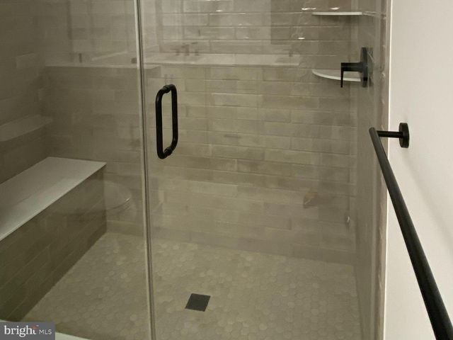 10 CHERRY LN, West Windsor, NJ 08550