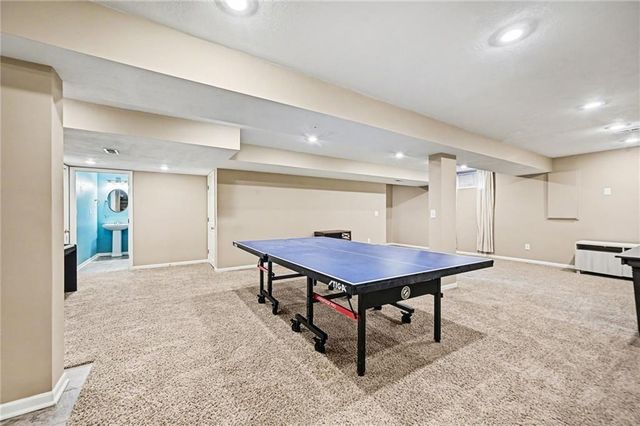 823 NE 102nd Street, Kansas City, MO 64155