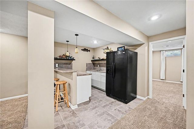 823 NE 102nd Street, Kansas City, MO 64155