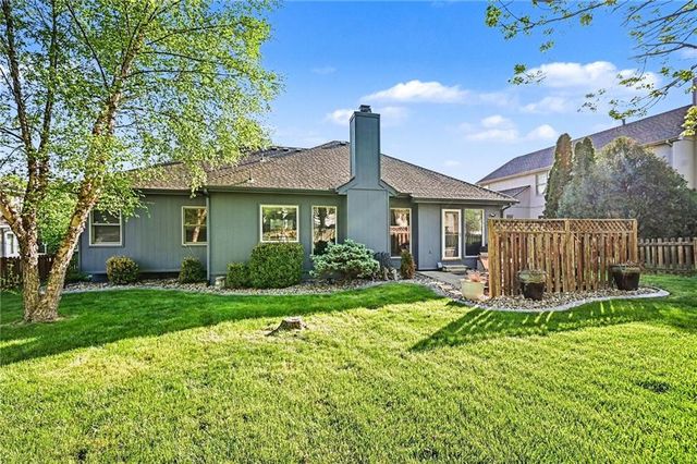 823 NE 102nd Street, Kansas City, MO 64155