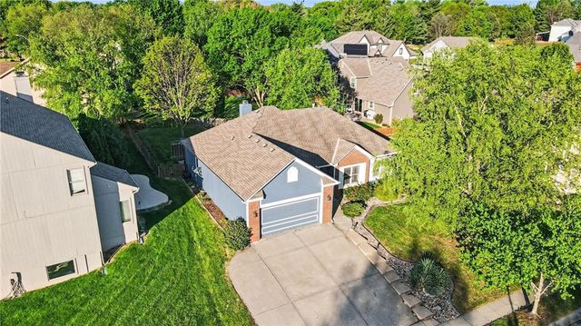 823 NE 102nd Street, Kansas City, MO 64155