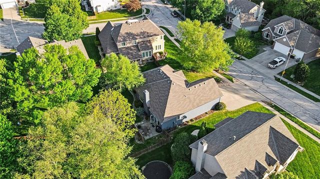 823 NE 102nd Street, Kansas City, MO 64155