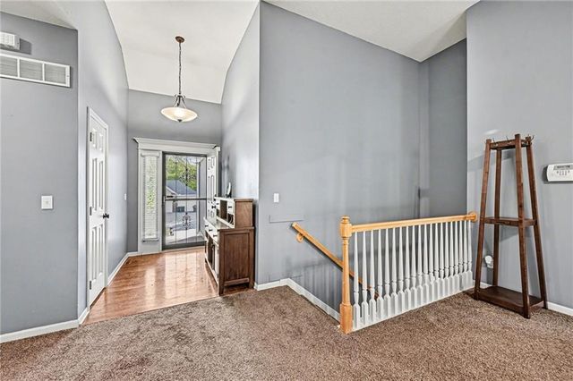 823 NE 102nd Street, Kansas City, MO 64155