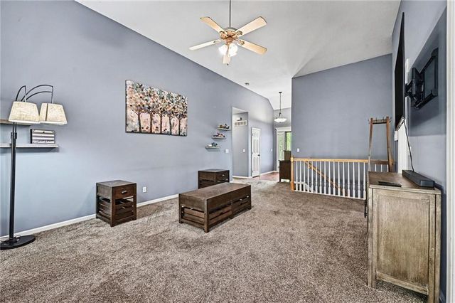 823 NE 102nd Street, Kansas City, MO 64155