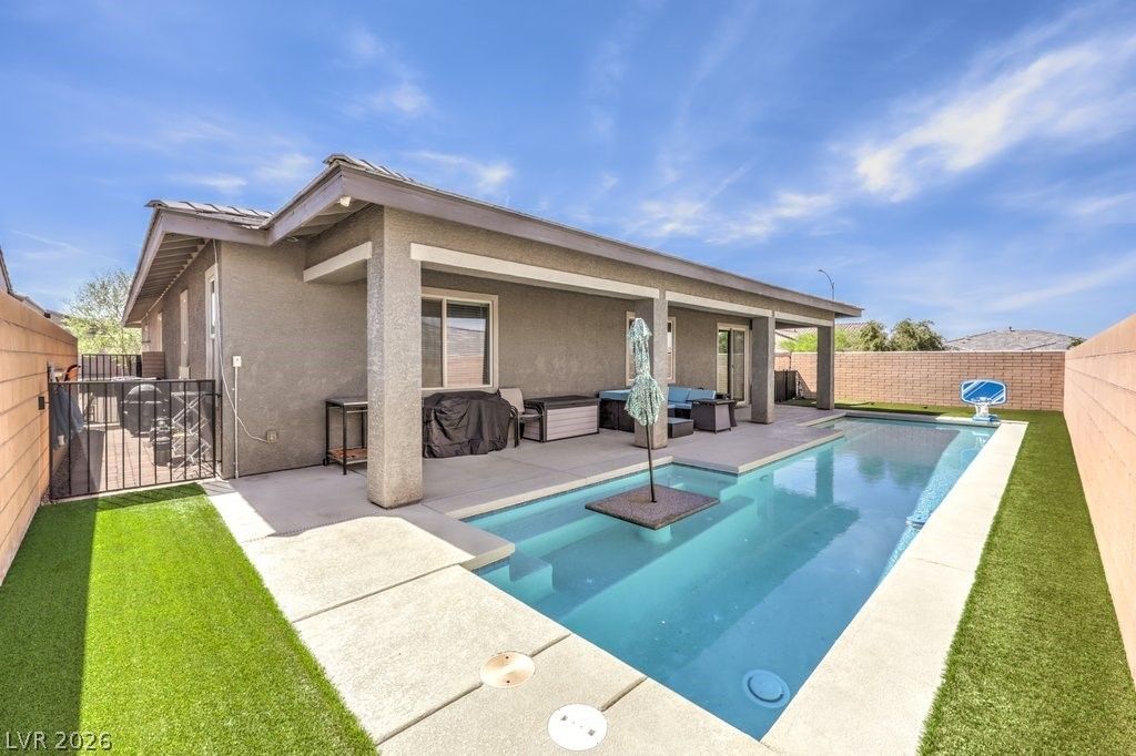 720 CADENCE VIEW Way, Henderson, NV 89011 — photo 2