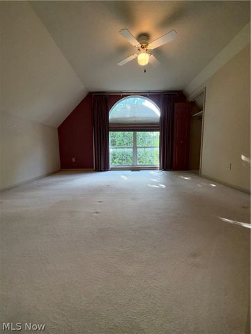 3375 Ash Lane, Cuyahoga Falls, OH 44223