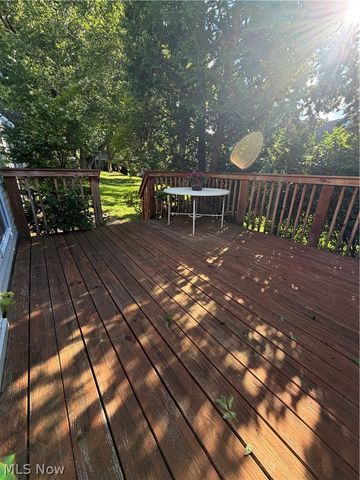 3375 Ash Lane, Cuyahoga Falls, OH 44223