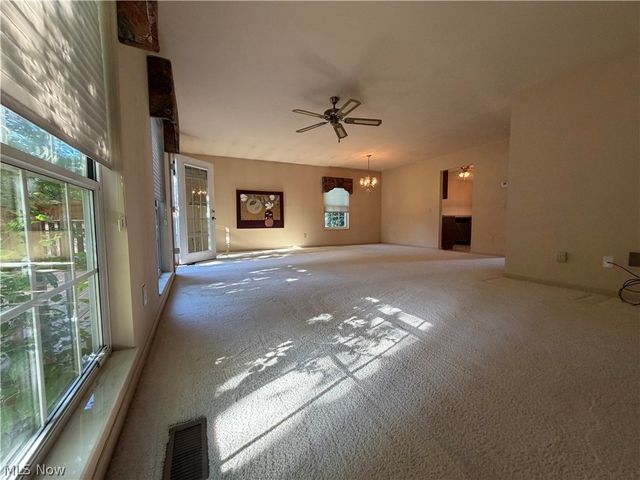 3375 Ash Lane, Cuyahoga Falls, OH 44223