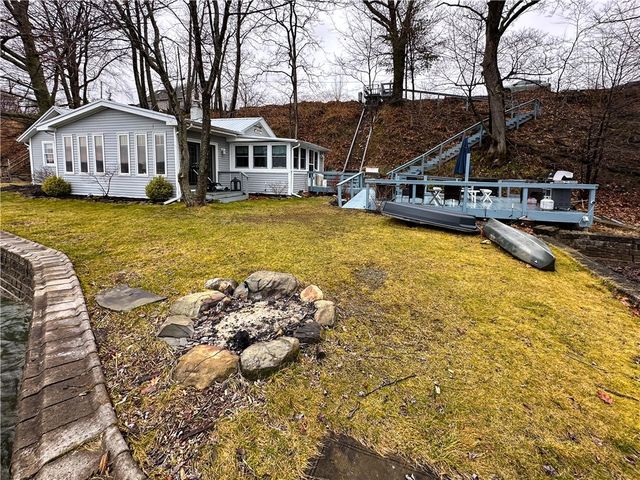 5535 Peach Orchard Point, Hector, NY 14841